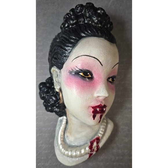 OOAK Upcycled 3D Vampire Bust Wall Hanging Hand Painted Chalkware Creepy Elegant - Picture 1 of 8
